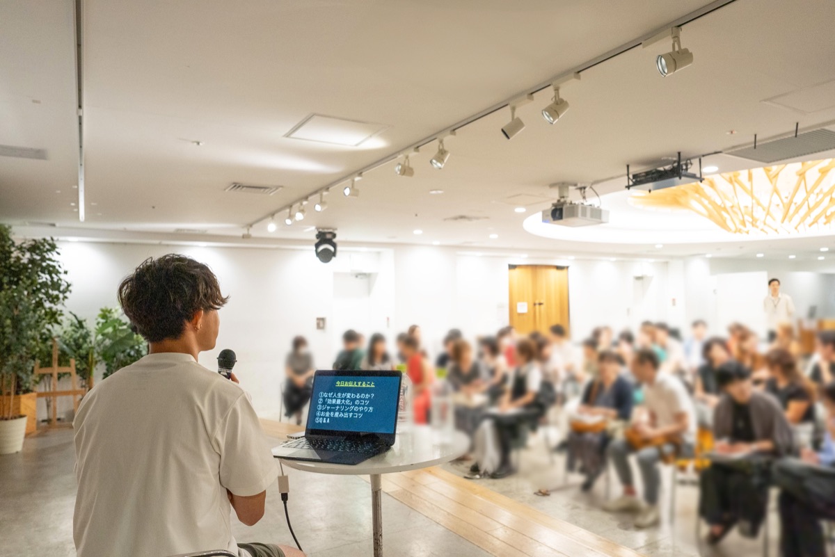 セミナー登壇のようす